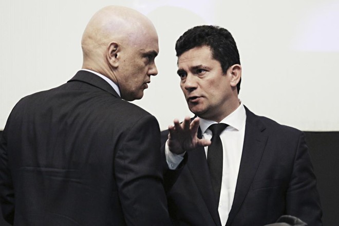 O QUE ESTÃO QUERENDO NOS ESCONDER? O QUE ESTÃO QUERENDO NOS ESCONDER?