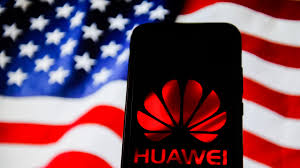 Biden amplia lista de Trump e proíbe EUA de investir em 59 empresas chinesas.