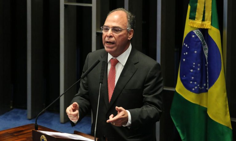 CCJ do Senado aprova PEC dos Precatórios.