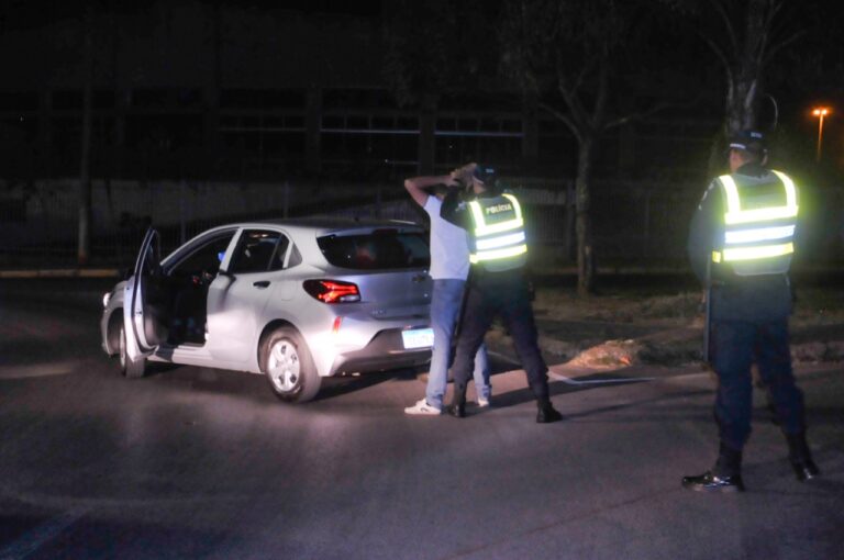 Efetivo de 350 policiais reforça segurança no Recanto das Emas.