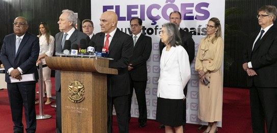 TSE realiza simulação de projeto-piloto com biometria no Teste de Integridade da urna eletrônica.