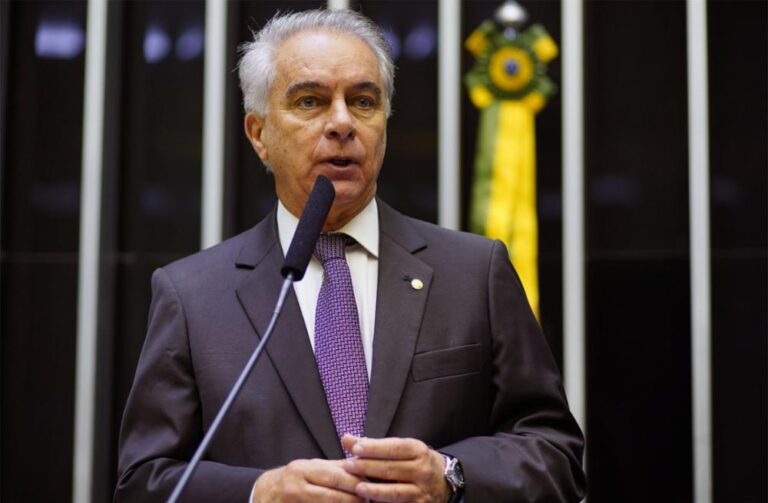 Ministro da Agricultura celebra valorização do agronegócio no governo Bolsonaro.