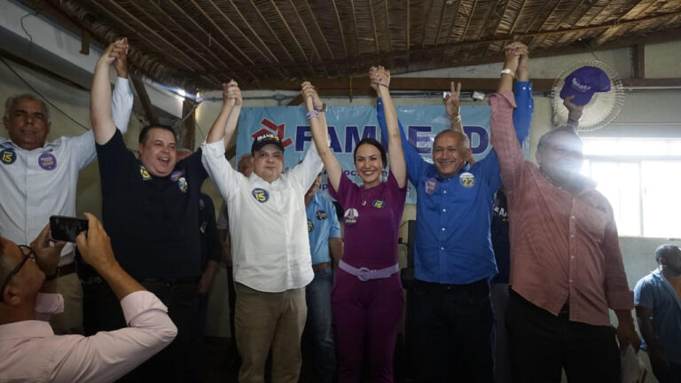Micro e pequenos empresários declaram apoio ao governo.
