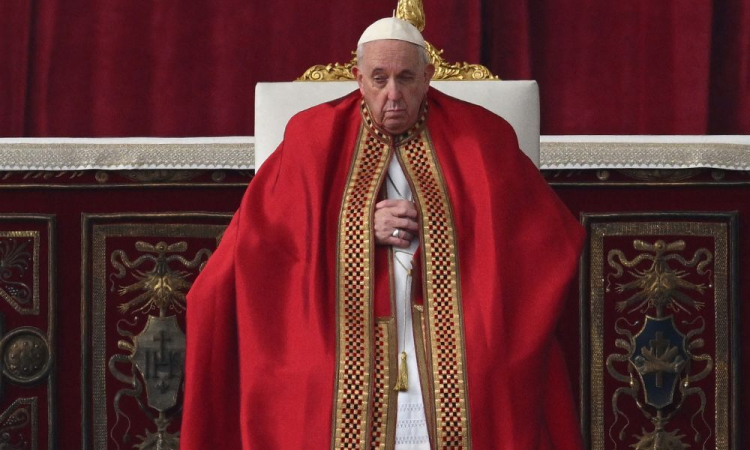 ‘Fiel amigo’, declara Papa Francisco em funeral de Bento XVI; corpo foi enterrado na Basílica de São Pedro. ‘Fiel amigo’, declara Papa Francisco em funeral de Bento XVI; corpo foi enterrado na Basílica de São Pedro.