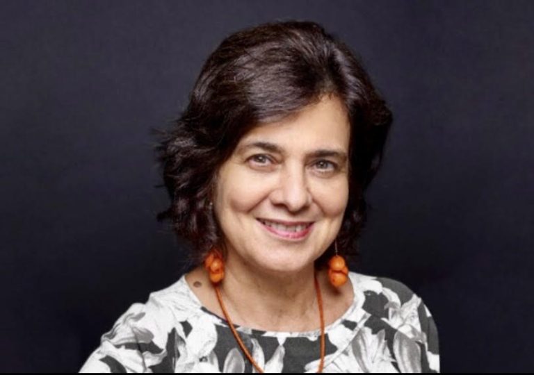 Nísia Trindade assume comando do Ministério da Saúde. Nísia Trindade assume comando do Ministério da Saúde.