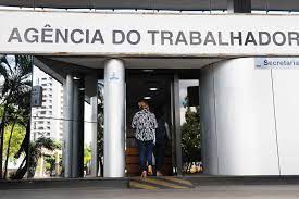 Agências do trabalhador oferecem 194 vagas de emprego.