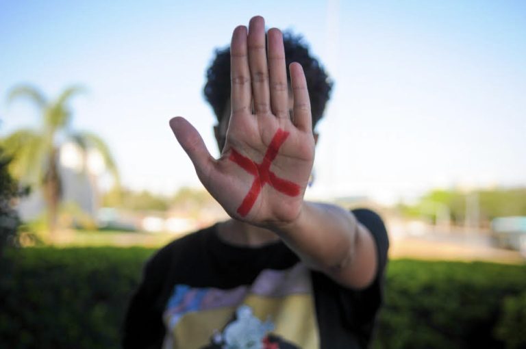 Lançada força-tarefa para combater feminicídio.