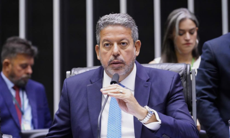 Exclusivo: Lira confirma instalação da CPI do MST. Exclusivo: Lira confirma instalação da CPI do MST.