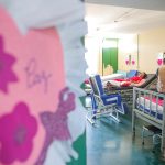Mutirão de reconstrução mamária recupera autoestima de mulheres com câncer