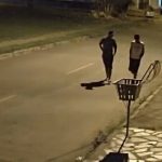 Bandidos matam homem de 52 anos a facadas na saída de bar no DF