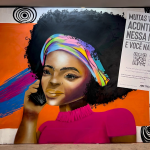 Instituto Gloria conscientiza sobre a violência contra a mulher por meio de artes que sofrem intervenções em Brasília