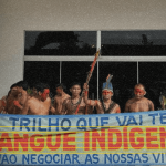 Vídeo mostra Alessandra Munduruku confrontando senador Zequinha Marinho em Novo Progresso