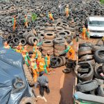 Força-tarefa contra a dengue recolhe milhares de pneus no Riacho Fundo II