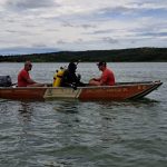 Vídeo: jovem desaparece após canoa com 6 pessoas virar no Lago Corumbá