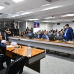 Senador desnuda como uma CPI foi sequestrada e desvirtuada pela direita
