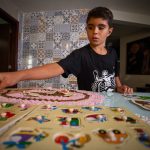 Pais de alunos PCDs reclamam do fechamento de classes especiais no DF