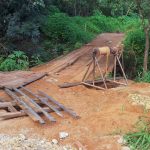 Nova ponte sobre o Córrego do Pulador chega à etapa de encabeçamento