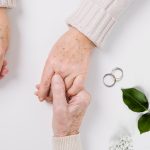 Separação de bens no casamento para pessoas acima de 70 anos passa a ser facultativa