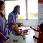 Fonoaudiólogos orientam sobre o risco de engasgar com alimentos