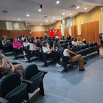 Novos residentes e estagiários são recebidos em hospital da Santa Maria
