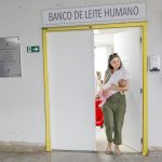 Bancos de leite dão apoio e assistência a mães com dificuldade para amamentar