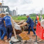 Operação desobstrui área pública ocupada irregularmente em Taguatinga