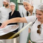Autoridades internacionais conhecem funcionamento do Programa de Alimentação Escolar