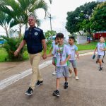 Crianças fazem visita especial ao Centro de Operações de Brasília