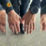 Família agride PMs para evitar apreensão de moto, e policial chuta mãe