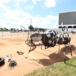 Réplica do Aedes aegypti em metal é destaque em ação educativa contra a dengue