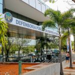 Defensoria Pública do DF lança cartilha com 64 depoimentos de assistidos pela instituição