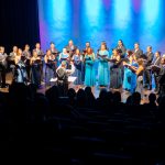 Madrigal de Brasília encanta plateia em apresentação na Escola de Música de Brasília