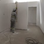 Construção do CEI do Riacho Fundo II em fase de retoques e serviços de limpeza
