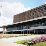 Publicada lei que altera posse de governador e deputados do DF para 6 de janeiro