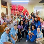 Manhã de homenagens às mães da UTI Pediátrica do HBDF