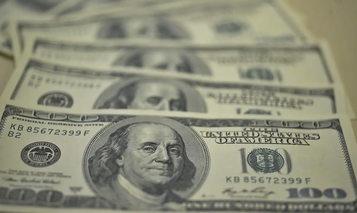 dolar_1igbiuygb