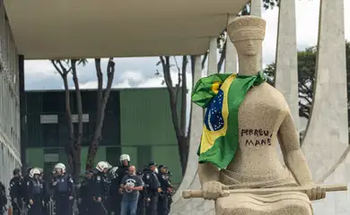 estatua_do_stf