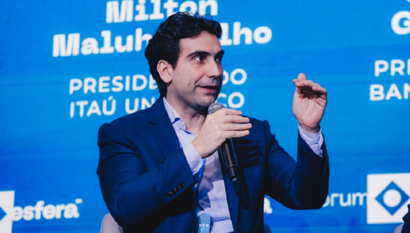 forumesferaguaruja2025_juliabandeira-1190-592x337