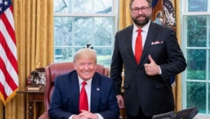 trump-e-empresario-jason-miller-300x170