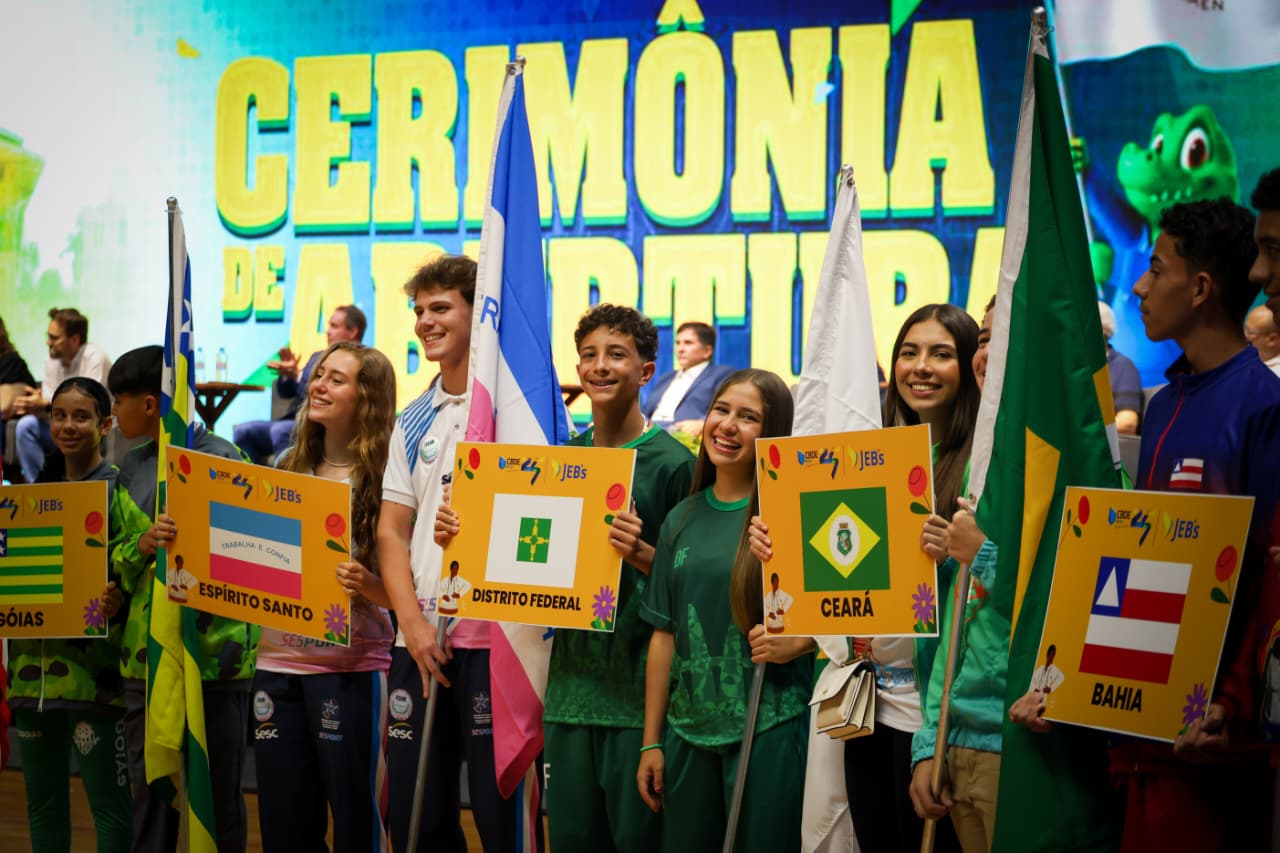 FOTO CAPA - Atletas do DF participam da cerimônia de abertura dos Jogos Escolares Brasileiros