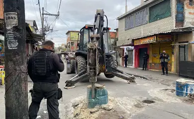 retirada_de_barricadas_na_cdd