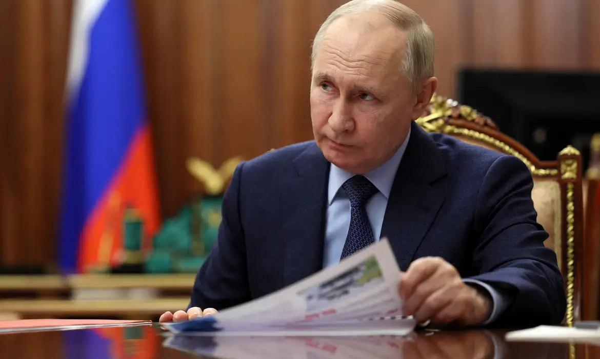 2023-12-28t122919z_1356425800_rc2b65ayqex7_rtrmadp_3_russia-putin