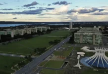 Orçamento de 2027 tem estimativa de superávit de R$ 83,4 bilhões